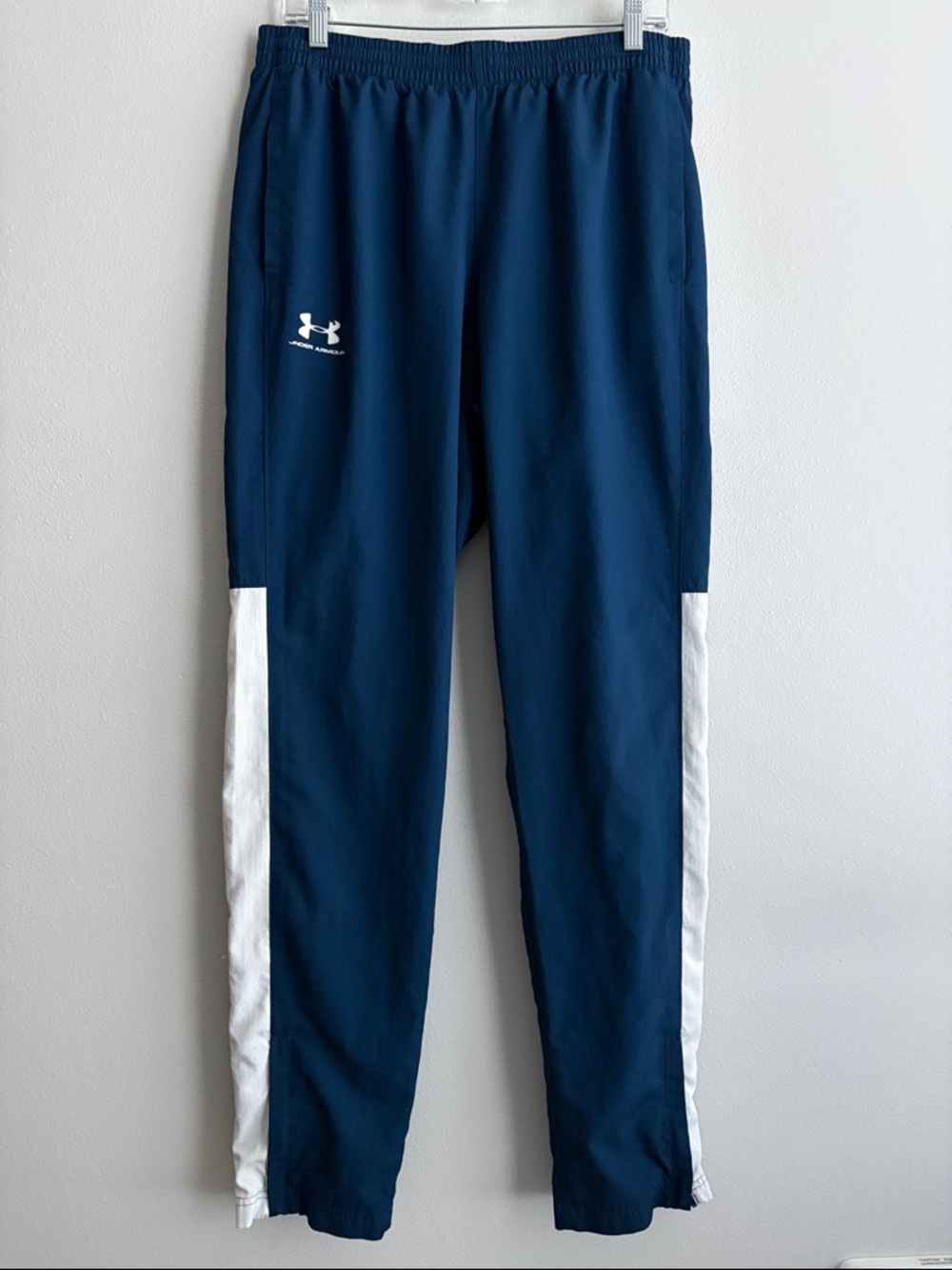 Under Armour Navy and White Jogger Track Pants - Men’s Large